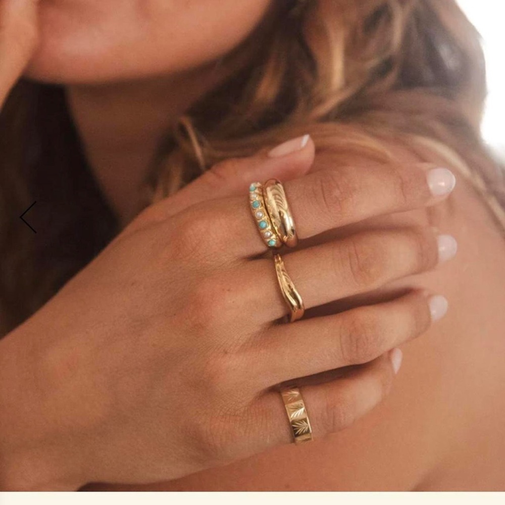 Turquoise and pearl ring